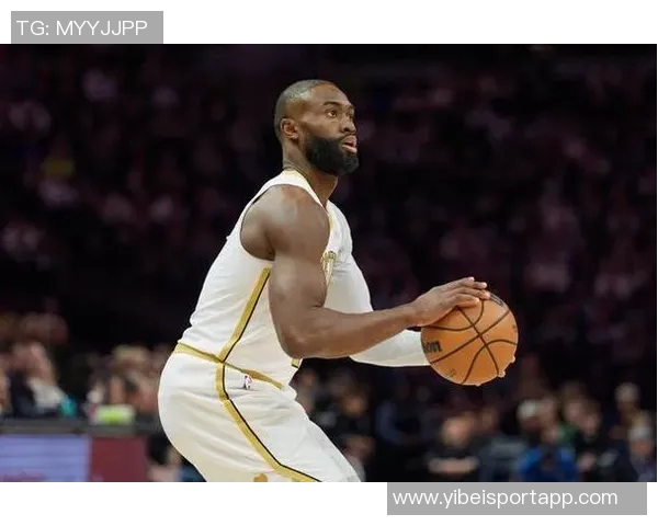 轻松发挥杰伦布朗13投6中轻松斩获21分1篮板展现实力